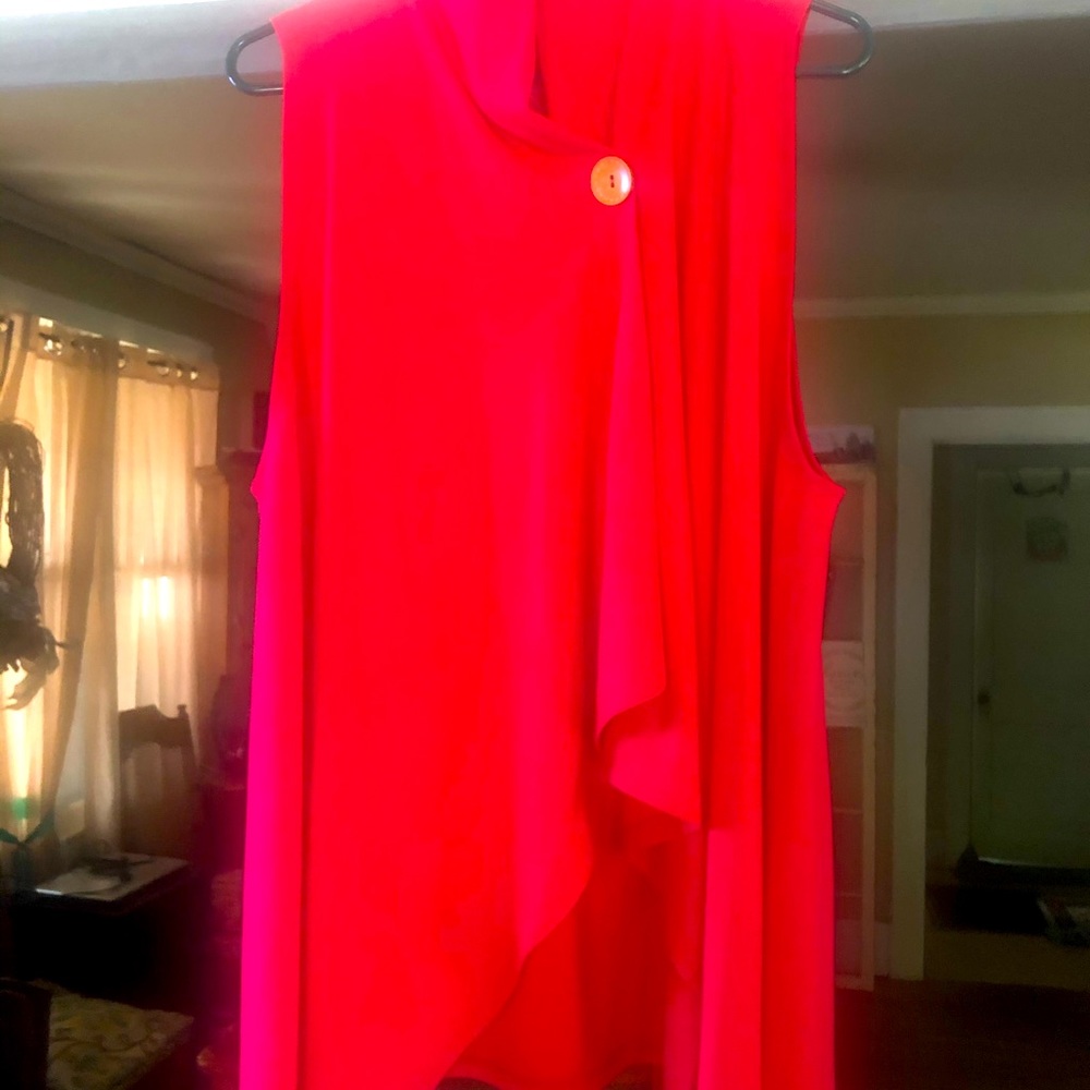 Red. Wrap top